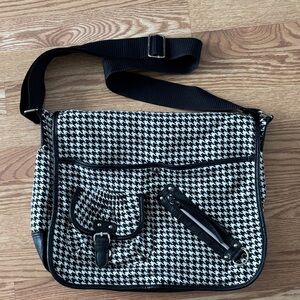 Stylish Black and White Houndstooth Messenger Bag